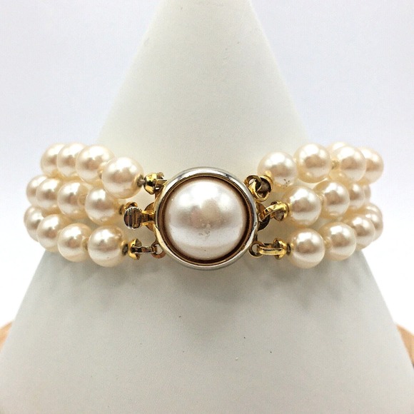 Vintage Glass Pearl Hand Knotted Multi-Strand Bracelet Faux Mabe Pearl Box Clasp - Picture 1 of 7